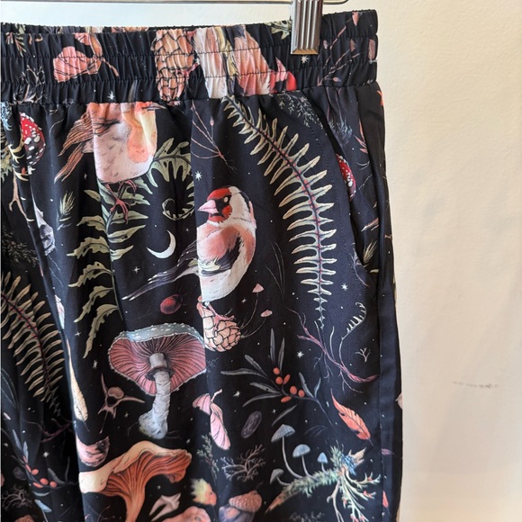 Mushroom Print Two Piece Pant Set - Picture 4 of 6